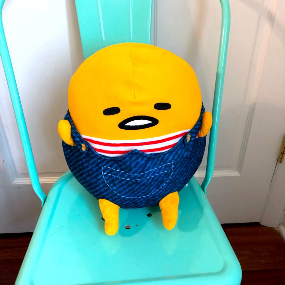 Rare Large Furyu Sanrio 2018 Gudetama Lazy Egg Wearing “Denim” Overalls Plush